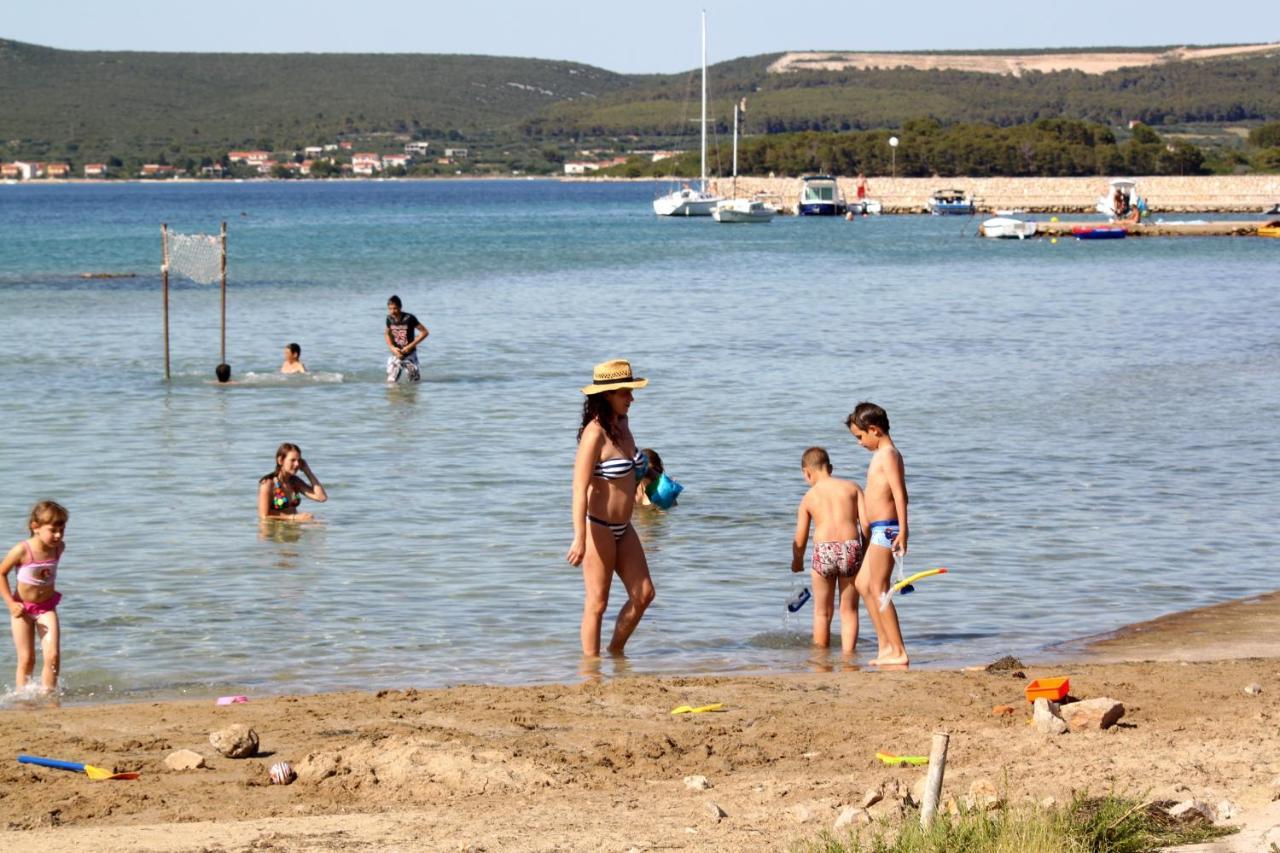 Apartments With A Parking Space Kraj, Pasman - 8213 Tkon Εξωτερικό φωτογραφία